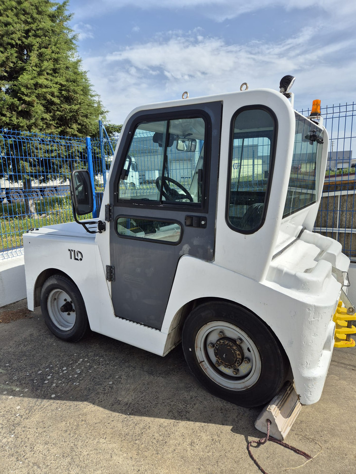 TLD JST30 - Багажный тягач: фото 2 TLD JST30 - Багажный тягач: фото 2