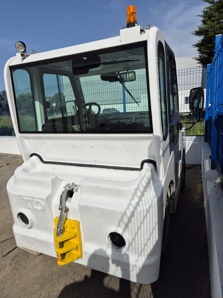 TLD JST30 - Багажный тягач: фото 3 TLD JST30 - Багажный тягач: фото 3