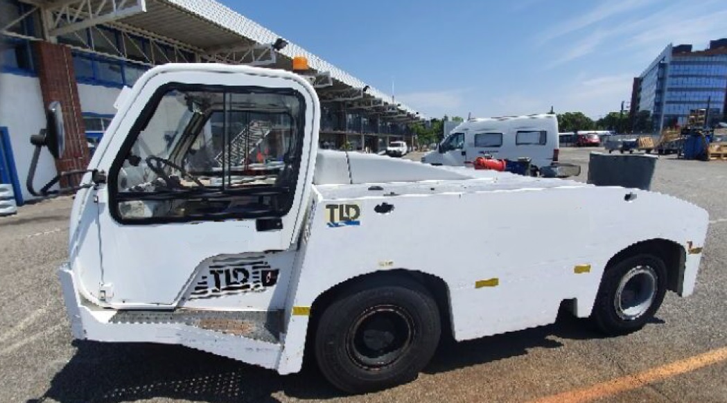 TLD Pushback TMX150-12 - Аэродромный тягач: фото 1 TLD Pushback TMX150-12 - Аэродромный тягач: фото 1