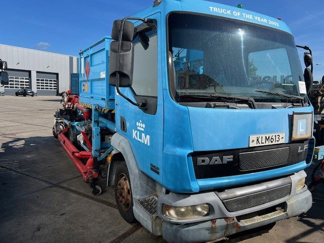 DAF LF 45 FA45.130 LF - Грузовик-цистерна: фото 2 DAF LF 45 FA45.130 LF - Грузовик-цистерна: фото 2