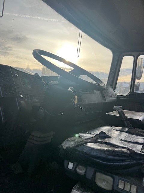 MAN 12.232 18.232 - Тягач: фото 5 MAN 12.232 18.232 - Тягач: фото 5