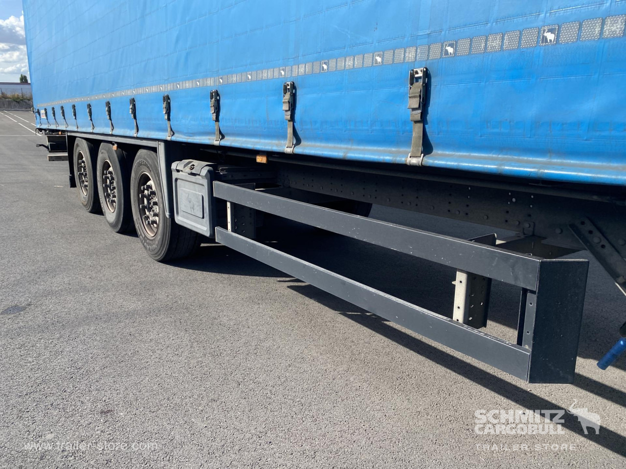 SCHMITZ Curtainsider Standard - Тентованный полуприцеп: фото 3 SCHMITZ Curtainsider Standard - Тентованный полуприцеп: фото 3