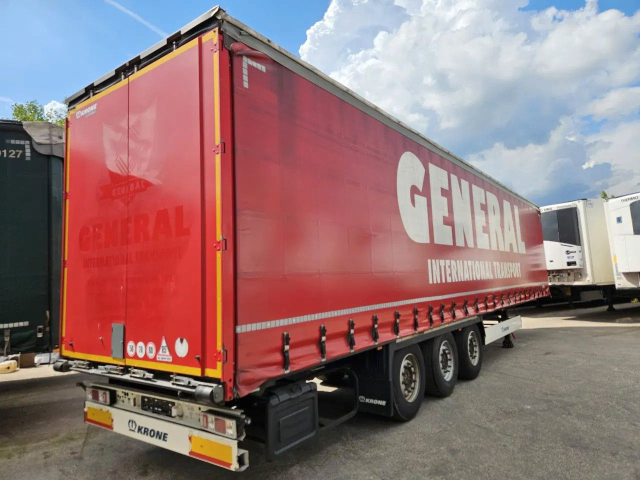 Krone SD XL Code, Lifting Axle A - Тентованный полуприцеп: фото 5 Krone SD XL Code, Lifting Axle A - Тентованный полуприцеп: фото 5