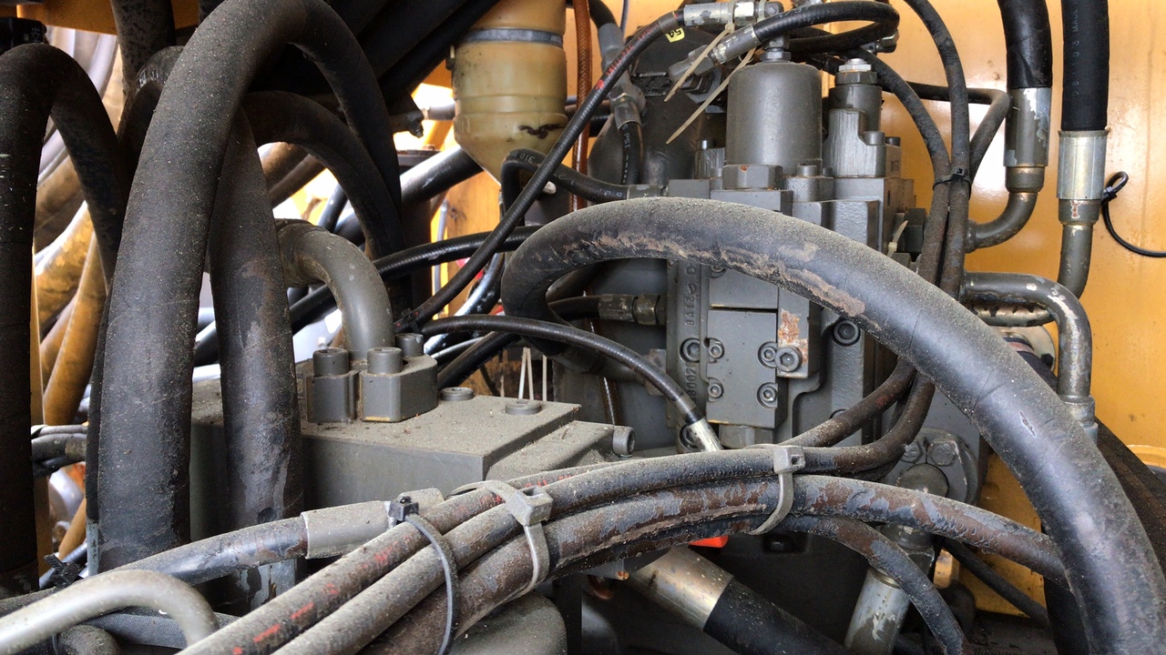 ATLAS 1604 K ZW Zwei- Wege-Bagger - Колёсный экскаватор: фото 5 ATLAS 1604 K ZW Zwei- Wege-Bagger - Колёсный экскаватор: фото 5