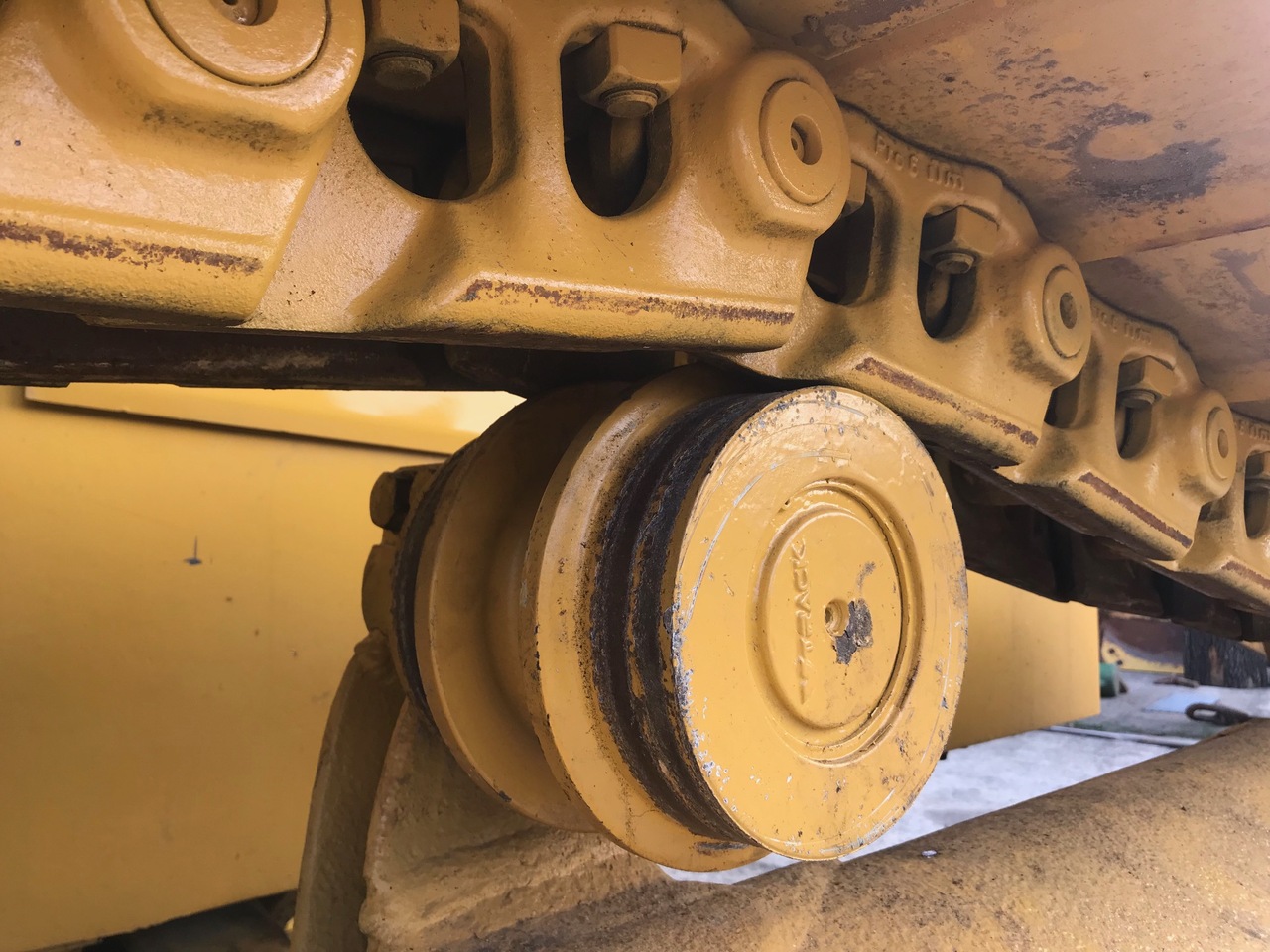 KOMATSU D65EX-12 mit Ripperventil - Бульдозер: фото 3 KOMATSU D65EX-12 mit Ripperventil - Бульдозер: фото 3