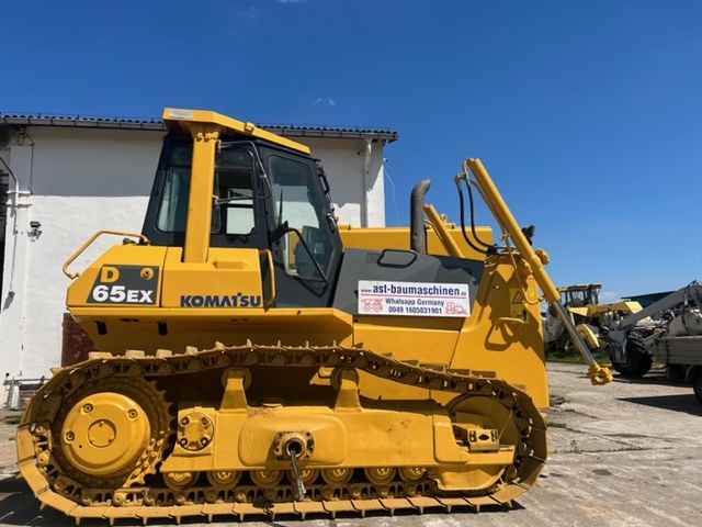 KOMATSU D65EX12 mit Ripperventil - Бульдозер: фото 1 KOMATSU D65EX12 mit Ripperventil - Бульдозер: фото 1