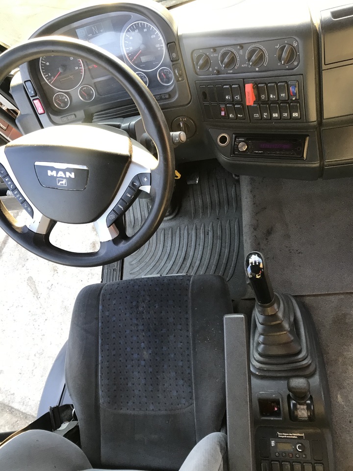 MAN Asphaltsprayer TGA 26.480 6x2-2 - Гудронатор: фото 5 MAN Asphaltsprayer TGA 26.480 6x2-2 - Гудронатор: фото 5