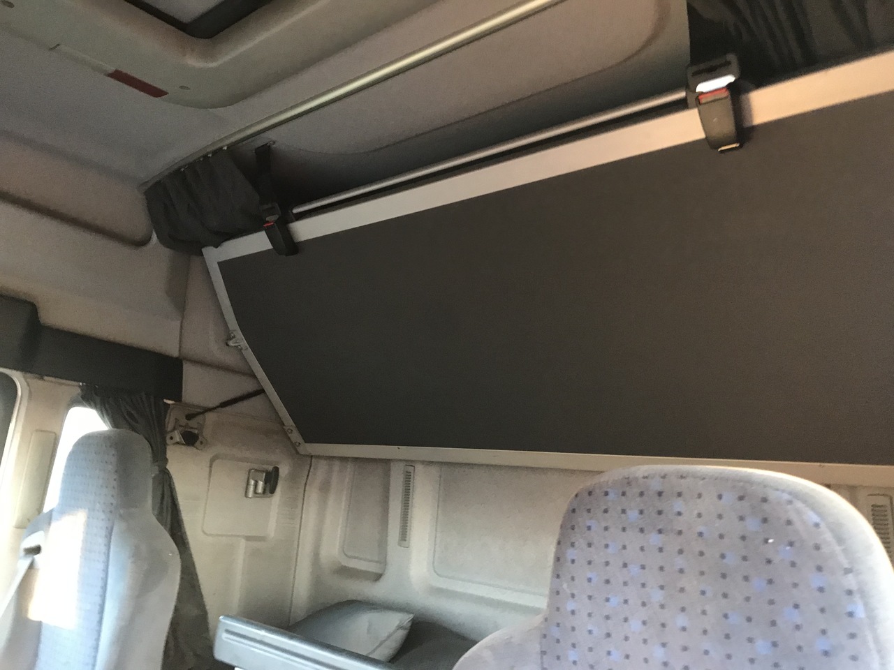 MAN Asphaltsprayer TGA 26.480 6x2-2 - Гудронатор: фото 2 MAN Asphaltsprayer TGA 26.480 6x2-2 - Гудронатор: фото 2