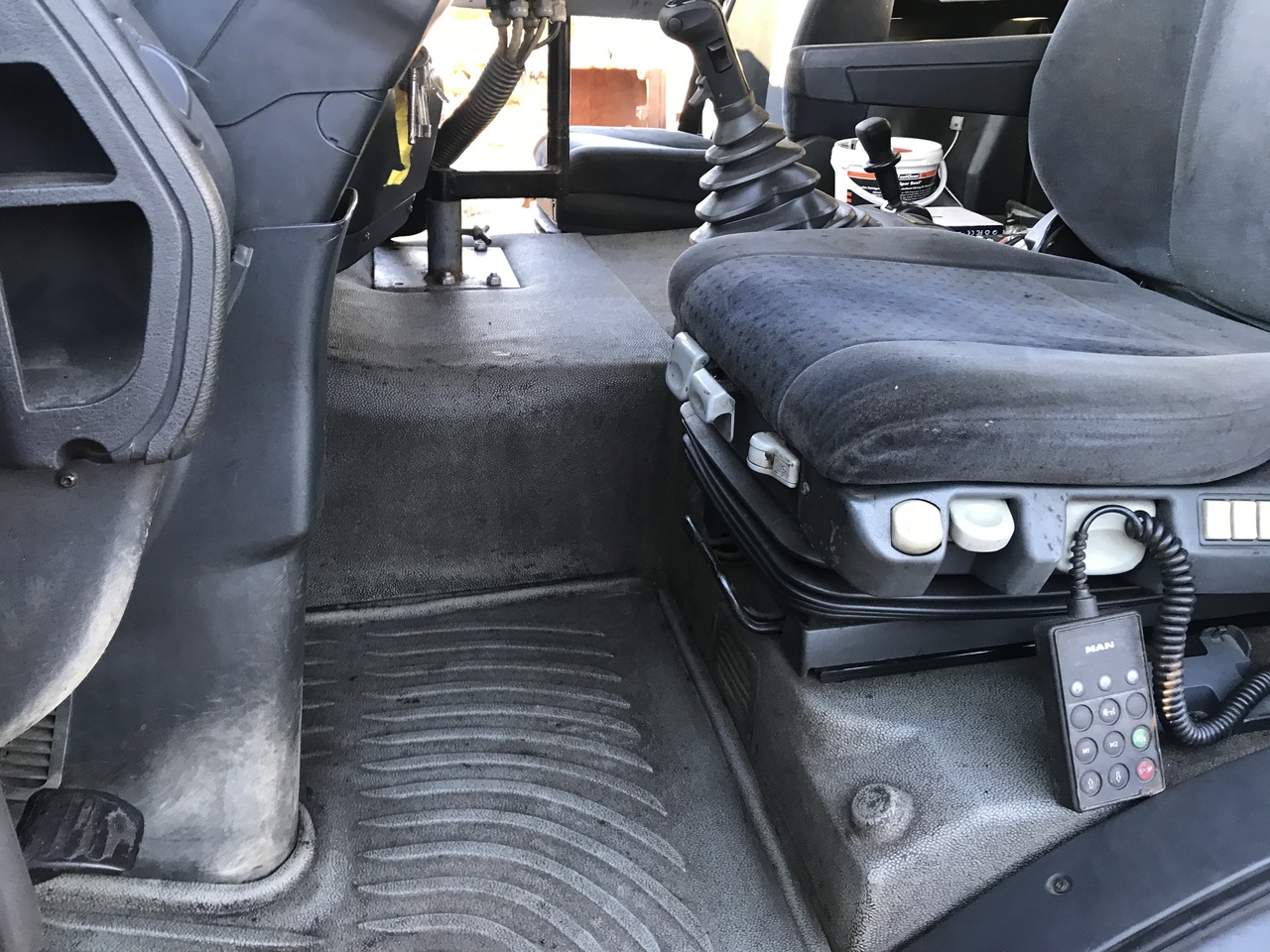 MAN Asphaltsprayer TGA 26.480 6x2-2 - Гудронатор: фото 4 MAN Asphaltsprayer TGA 26.480 6x2-2 - Гудронатор: фото 4