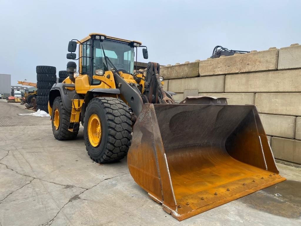 Volvo L 110 H - Колёсный погрузчик: фото 4 Volvo L 110 H - Колёсный погрузчик: фото 4