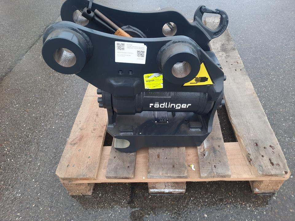 Rädlinger Tilt 3,5 -5 to Powertilt Minibagger Schwenkmotor Yanmar - Тилтротатор для Мини-экскаваторов: фото 1 Rädlinger Tilt 3,5 -5 to Powertilt Minibagger Schwenkmotor Yanmar - Тилтротатор для Мини-экскаваторов: фото 1