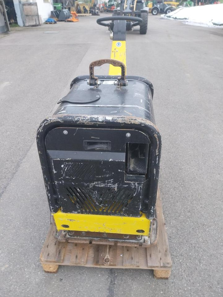 Rüttelplatte Weber CR8 Stampfer Verdichter Vibrationsplatte - Виброплита: фото 2 Rüttelplatte Weber CR8 Stampfer Verdichter Vibrationsplatte - Виброплита: фото 2