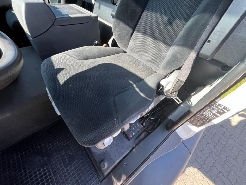 MAN TG-S 26.400 6x2-2 BL Pritsche Heckkran 5xhydr.Ausschub, Funk - Грузовик бортовой/ Платформа, Автоманипулятор: фото 3 MAN TG-S 26.400 6x2-2 BL Pritsche Heckkran 5xhydr.Ausschub, Funk - Грузовик бортовой/ Платформа, Автоманипулятор: фото 3