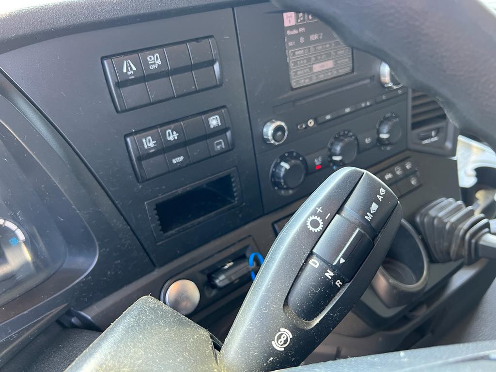 MERCEDES-BENZ Antos 2540 L 6x2 Pritsche LBW Coca Cola, 8,2m Getränke - Тентованный грузовик: фото 3 MERCEDES-BENZ Antos 2540 L 6x2 Pritsche LBW Coca Cola, 8,2m Getränke - Тентованный грузовик: фото 3