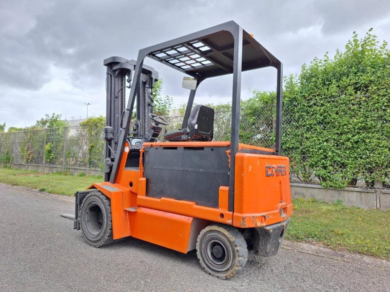 Carer R45N5 - Электропогрузчик: фото 3 Carer R45N5 - Электропогрузчик: фото 3