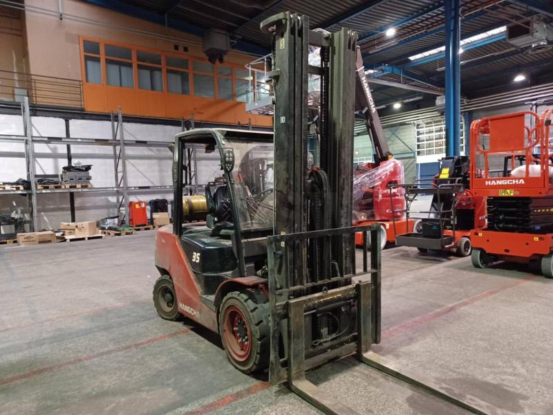 Hangcha XF35G - Газовый погрузчик: фото 4 Hangcha XF35G - Газовый погрузчик: фото 4