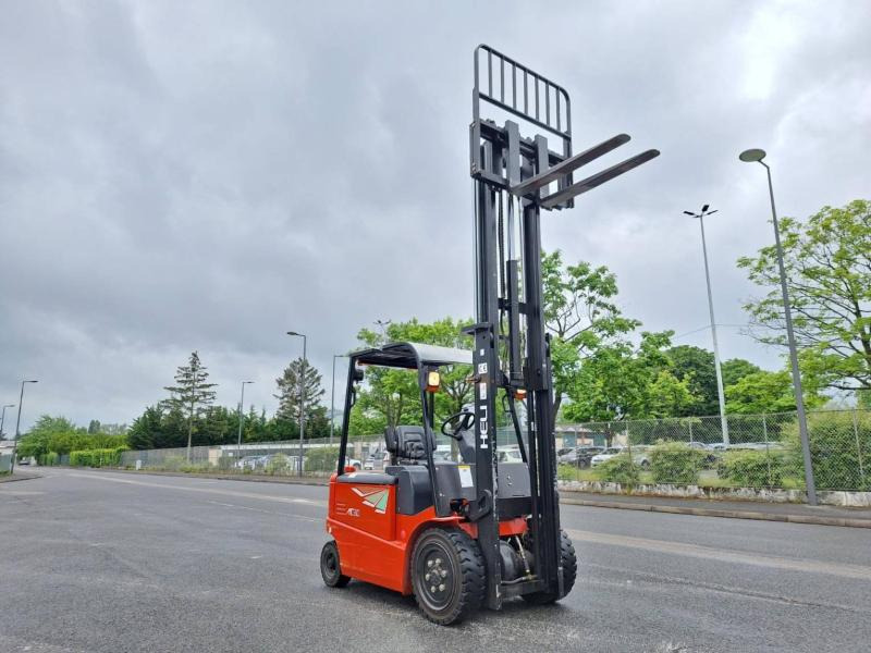 Электропогрузчик Heli CPD30: фото 6 Электропогрузчик Heli CPD30: фото 6