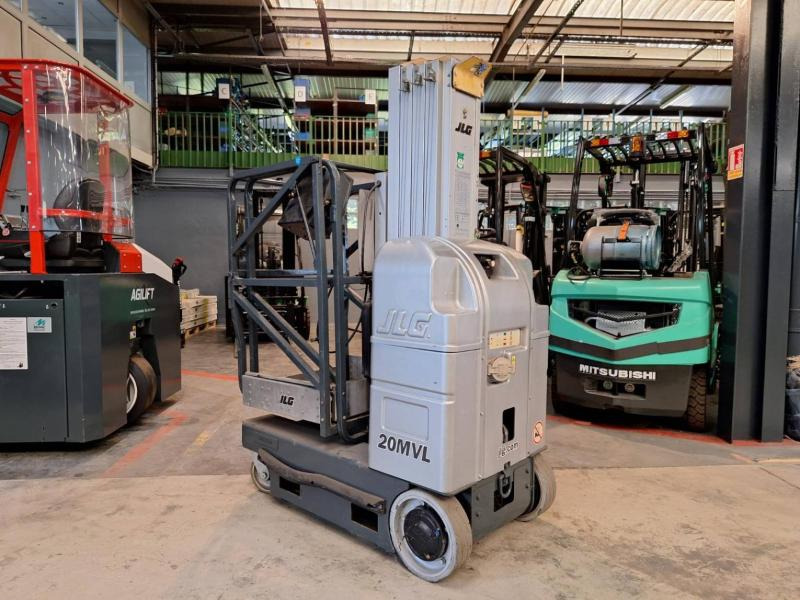 JLG 20MVL - Вертикальный мачтовый подъемник: фото 1 JLG 20MVL - Вертикальный мачтовый подъемник: фото 1