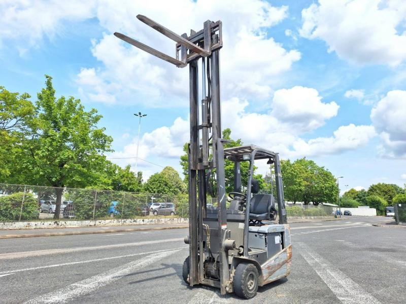 Nissan S1N1L130 - Электропогрузчик: фото 4 Nissan S1N1L130 - Электропогрузчик: фото 4