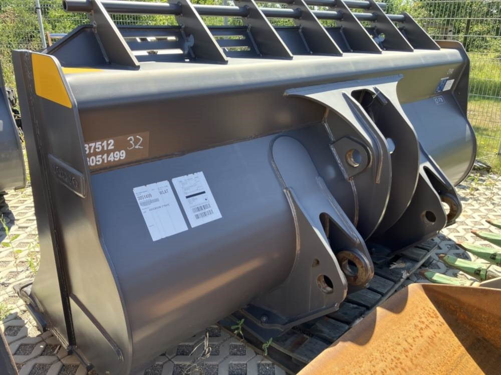 Volvo Schaufel mit Zähnen - Ковш: фото 2 Volvo Schaufel mit Zähnen - Ковш: фото 2