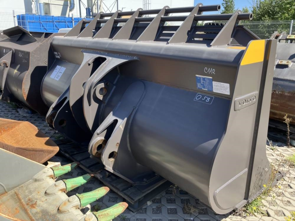 Volvo Schaufel mit Zähnen - Ковш: фото 3 Volvo Schaufel mit Zähnen - Ковш: фото 3