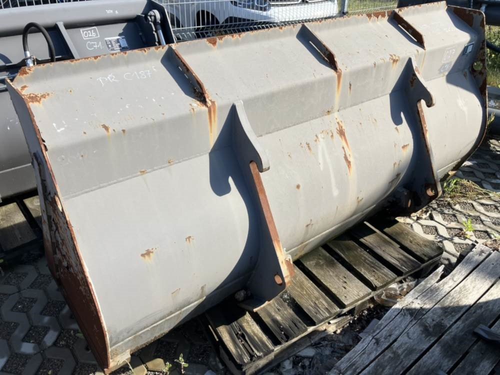 Volvo Schaufel mit Zähnen TPZ - Ковш: фото 2 Volvo Schaufel mit Zähnen TPZ - Ковш: фото 2