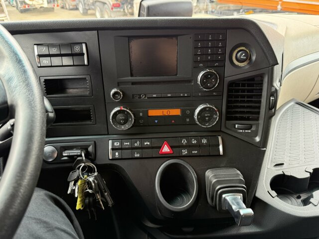 Mercedes-Benz ACTROS 2545 6x2 Pritsche Kran Palfinger PK20001K - Грузовик бортовой/ Платформа, Автоманипулятор: фото 4 Mercedes-Benz ACTROS 2545 6x2 Pritsche Kran Palfinger PK20001K - Грузовик бортовой/ Платформа, Автоманипулятор: фото 4