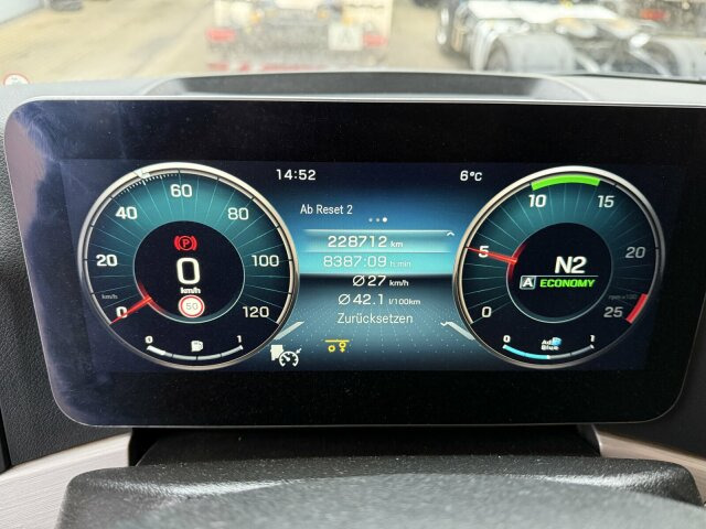 Mercedes-Benz Actros 2563 6x2 Euro 6 Abrollkipper Hyva 20-57-S - Грузовик-шасси: фото 3 Mercedes-Benz Actros 2563 6x2 Euro 6 Abrollkipper Hyva 20-57-S - Грузовик-шасси: фото 3