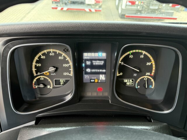 Mercedes-Benz Actros 4x2 Pritsche Plane Laderampe + Anhänger - Тентованный грузовик: фото 3 Mercedes-Benz Actros 4x2 Pritsche Plane Laderampe + Anhänger - Тентованный грузовик: фото 3