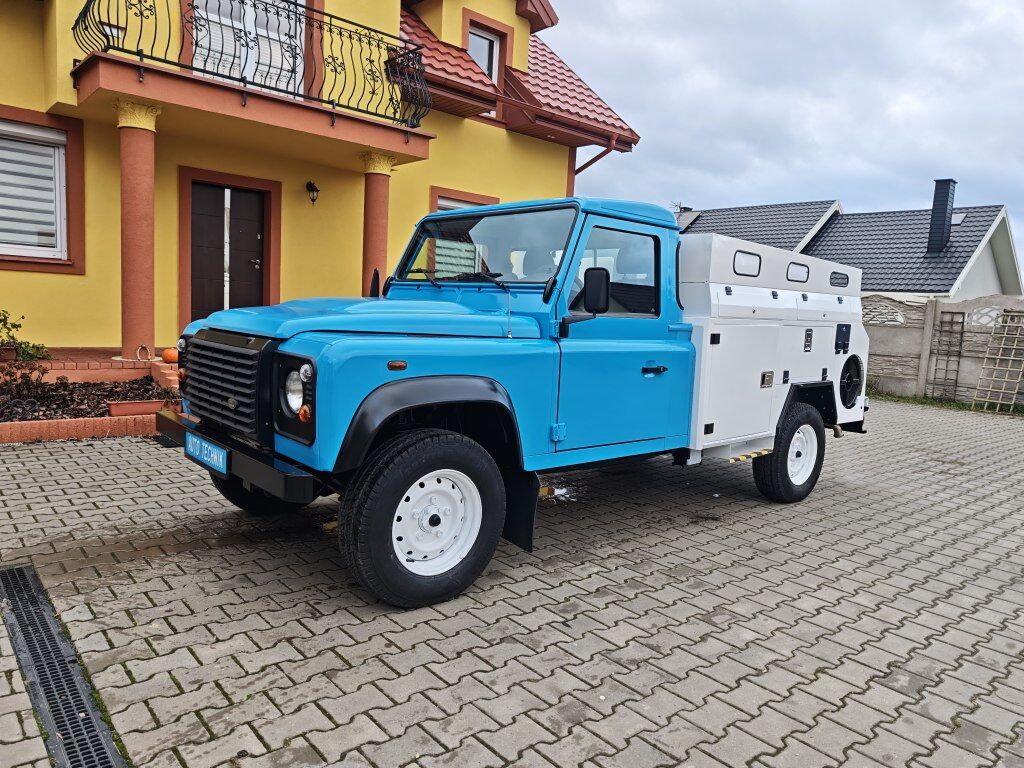 Land Rover Defender 130 RIVARD Premium - Ассенизатор: фото 2 Land Rover Defender 130 RIVARD Premium - Ассенизатор: фото 2