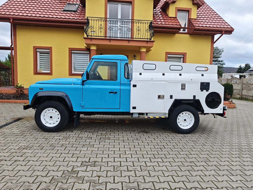Land Rover Defender 130 RIVARD Premium - Ассенизатор: фото 3 Land Rover Defender 130 RIVARD Premium - Ассенизатор: фото 3