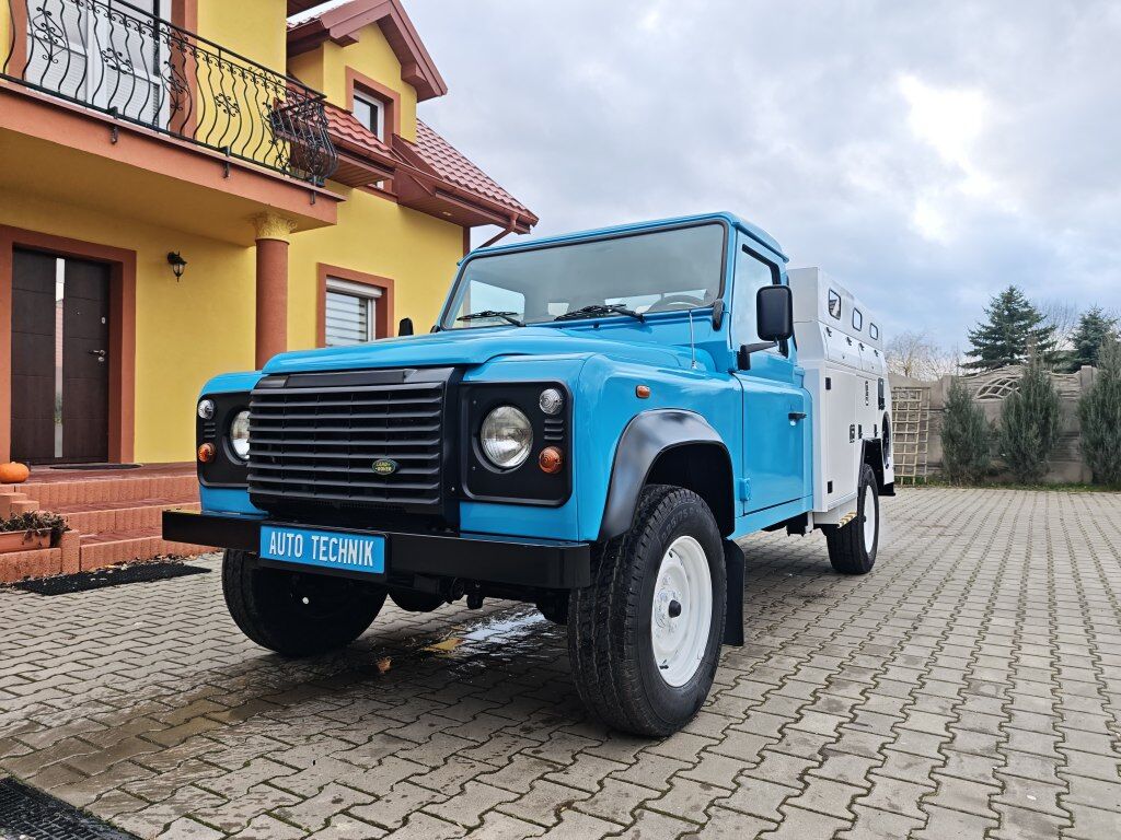 Land Rover Defender 130 RIVARD Premium - Ассенизатор: фото 1 Land Rover Defender 130 RIVARD Premium - Ассенизатор: фото 1