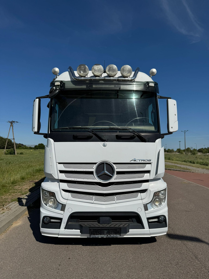 MERCEDES-BENZ ACTROS 2542 - Грузовик с закрытым кузовом: фото 4 MERCEDES-BENZ ACTROS 2542 - Грузовик с закрытым кузовом: фото 4
