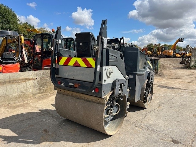 Bomag BW 135 AD-5 - Дорожный каток: фото 4 Bomag BW 135 AD-5 - Дорожный каток: фото 4