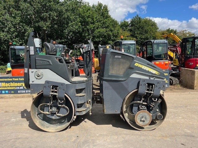 Bomag BW 135 AD-5 - Дорожный каток: фото 1 Bomag BW 135 AD-5 - Дорожный каток: фото 1