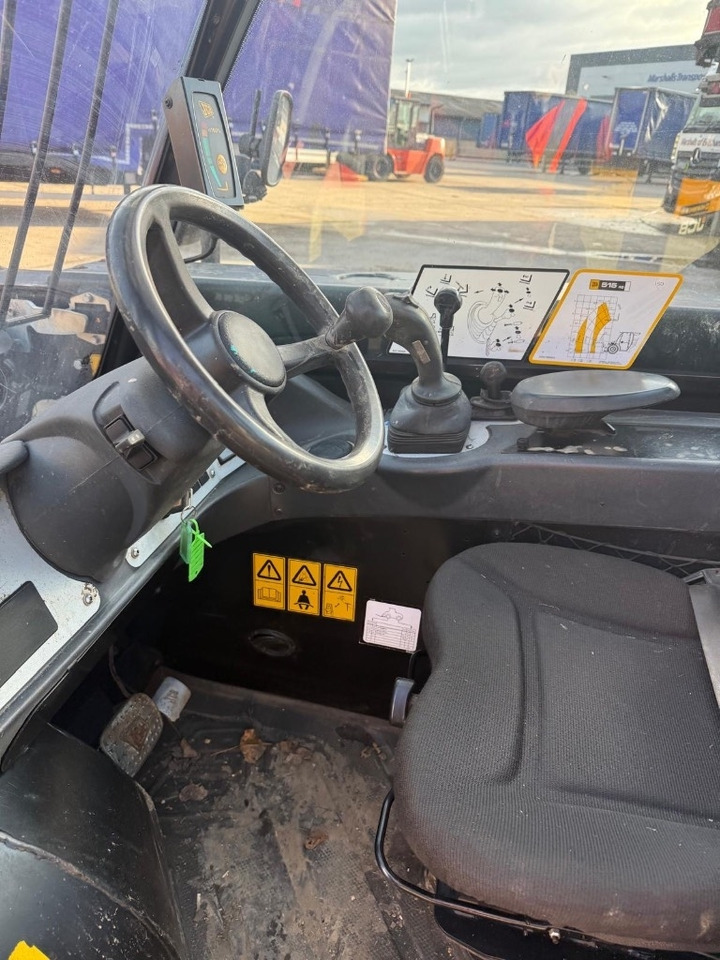 Телескопический погрузчик JCB 515-40: фото 9