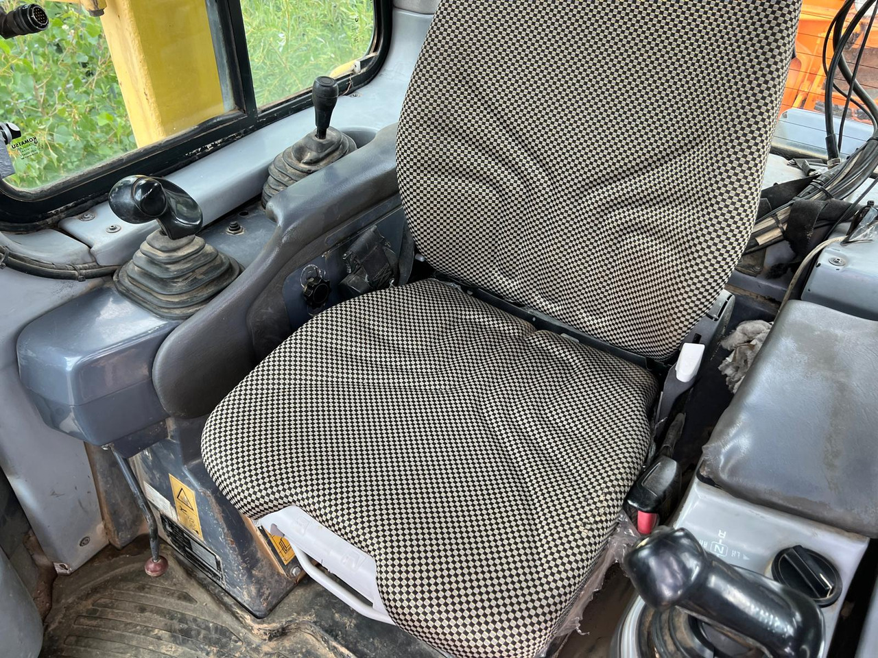 KOMATSU D 61 PX-15 Ripper 3Mtr.+Klima Deutsche Maschine! - Бульдозер: фото 5 KOMATSU D 61 PX-15 Ripper 3Mtr.+Klima Deutsche Maschine! - Бульдозер: фото 5