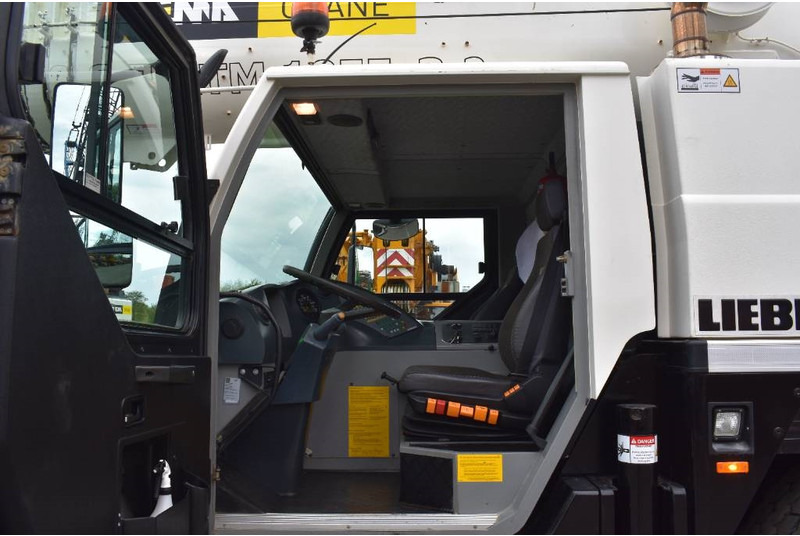 Вседорожный кран Liebherr LTM1055-3.2: фото 9 Вседорожный кран Liebherr LTM1055-3.2: фото 9