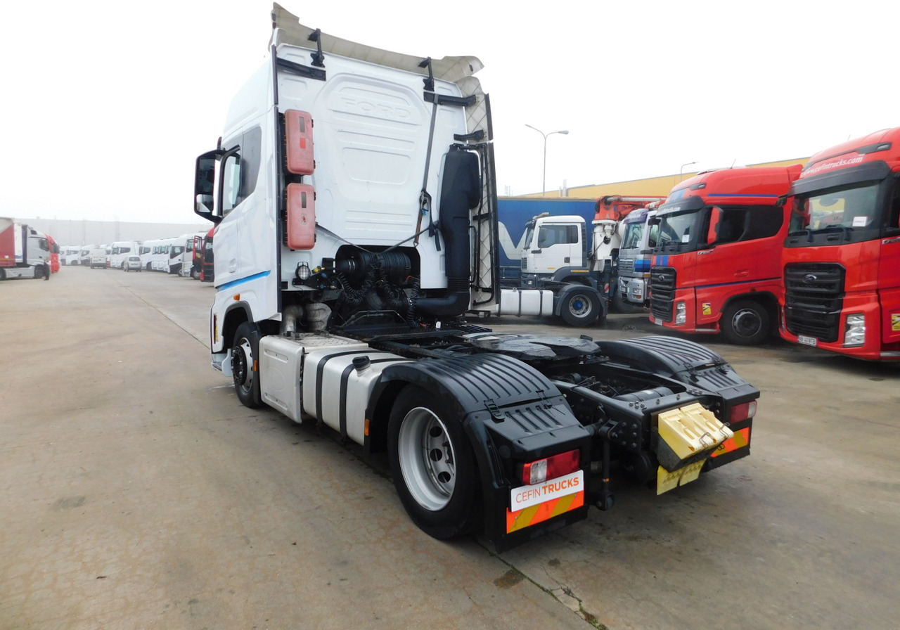 Ford F max ll 4x2 scab e6 12tx2620 - Тягач: фото 4 Ford F max ll 4x2 scab e6 12tx2620 - Тягач: фото 4