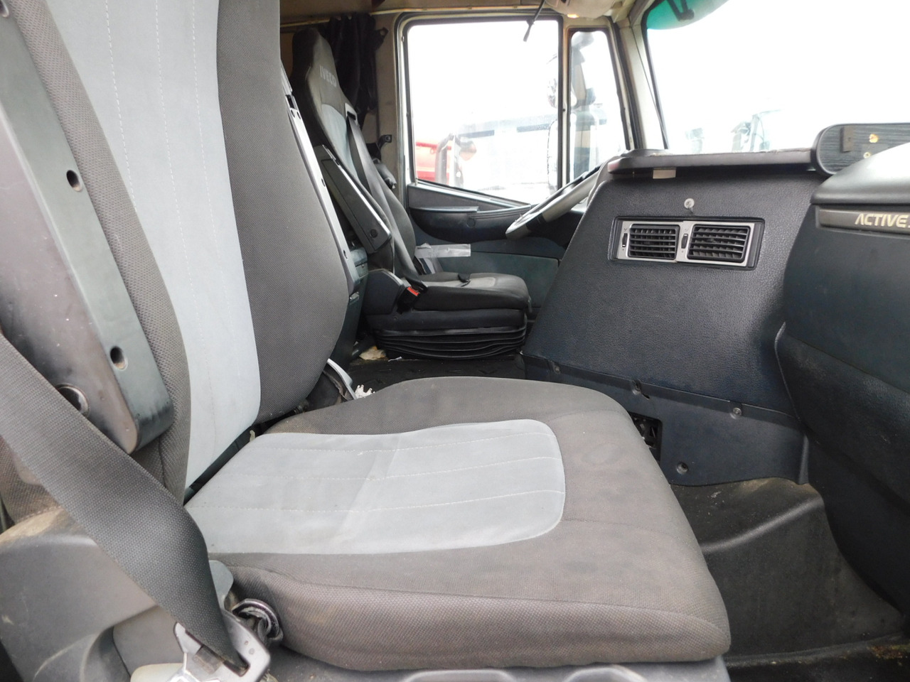 Iveco Stralis - Тягач: фото 5 Iveco Stralis - Тягач: фото 5