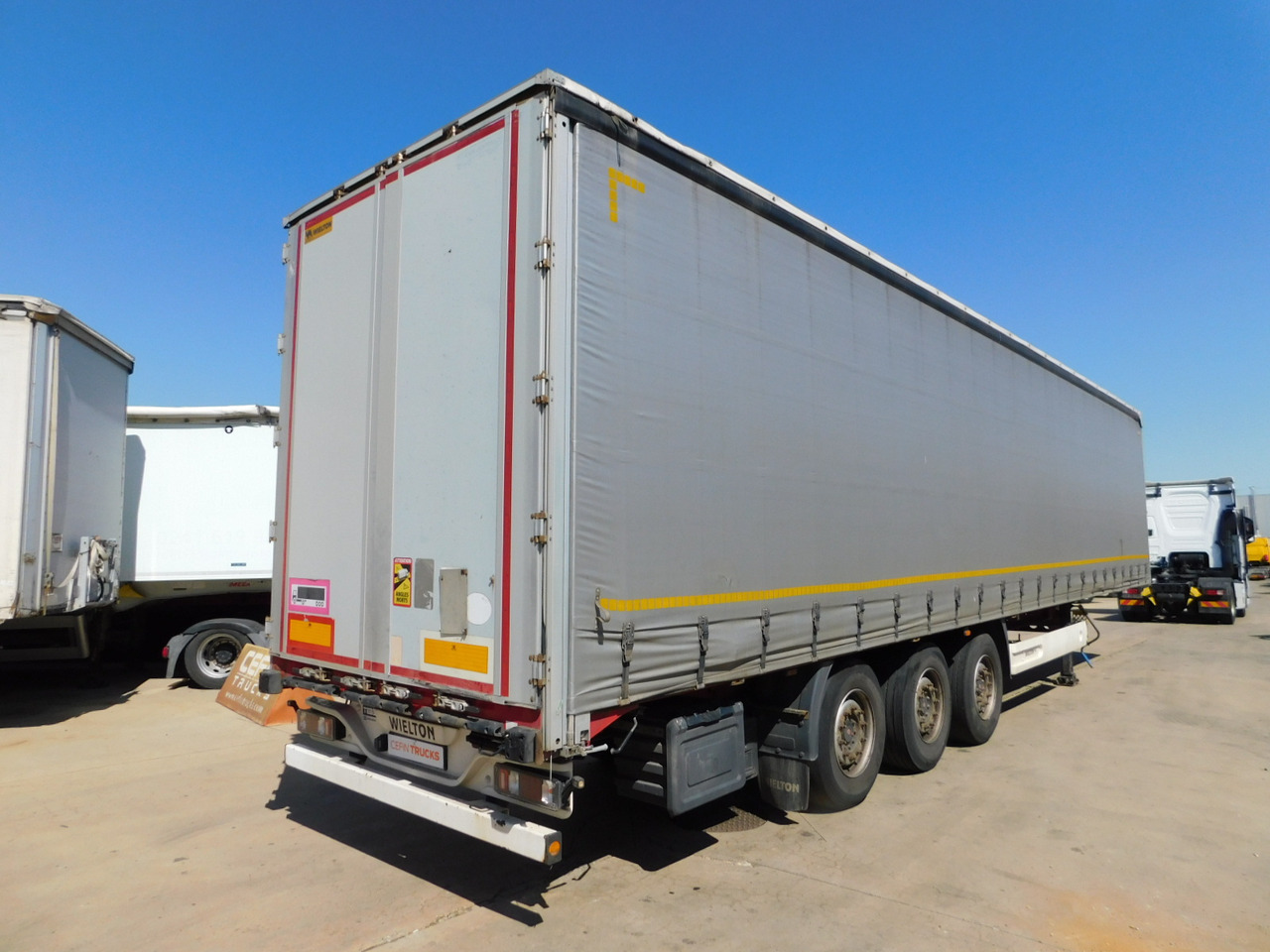 Wielton Ns3k - Тентованный полуприцеп: фото 3 Wielton Ns3k - Тентованный полуприцеп: фото 3