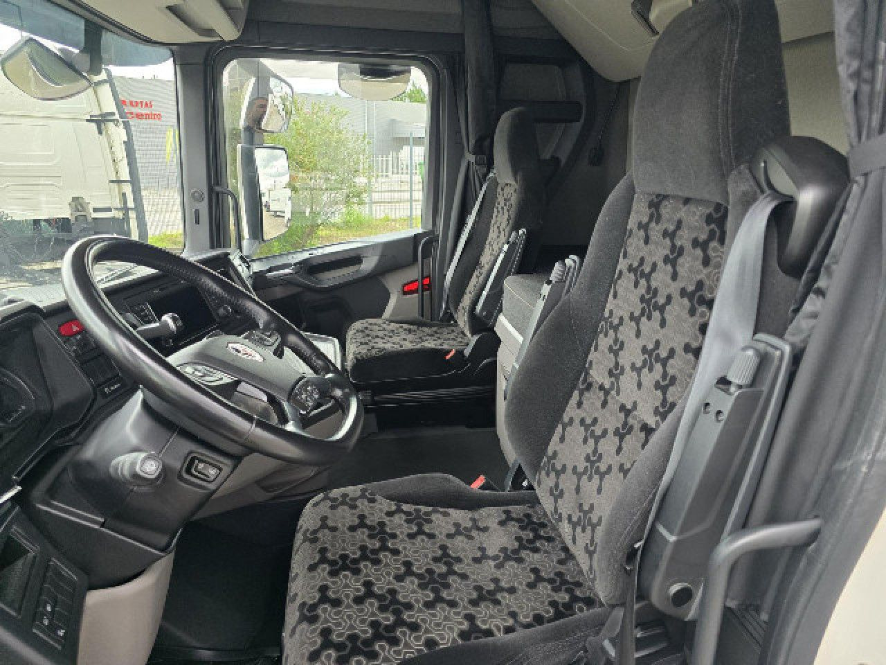 Тягач Scania S 560: фото 6