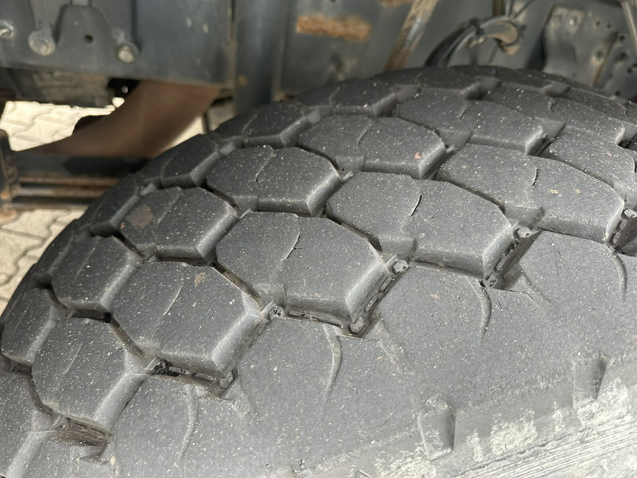 DAF CF 85.460 6x4 CF 85.460 6x4, Bordmatik links - Самосвал: фото 2 DAF CF 85.460 6x4 CF 85.460 6x4, Bordmatik links - Самосвал: фото 2