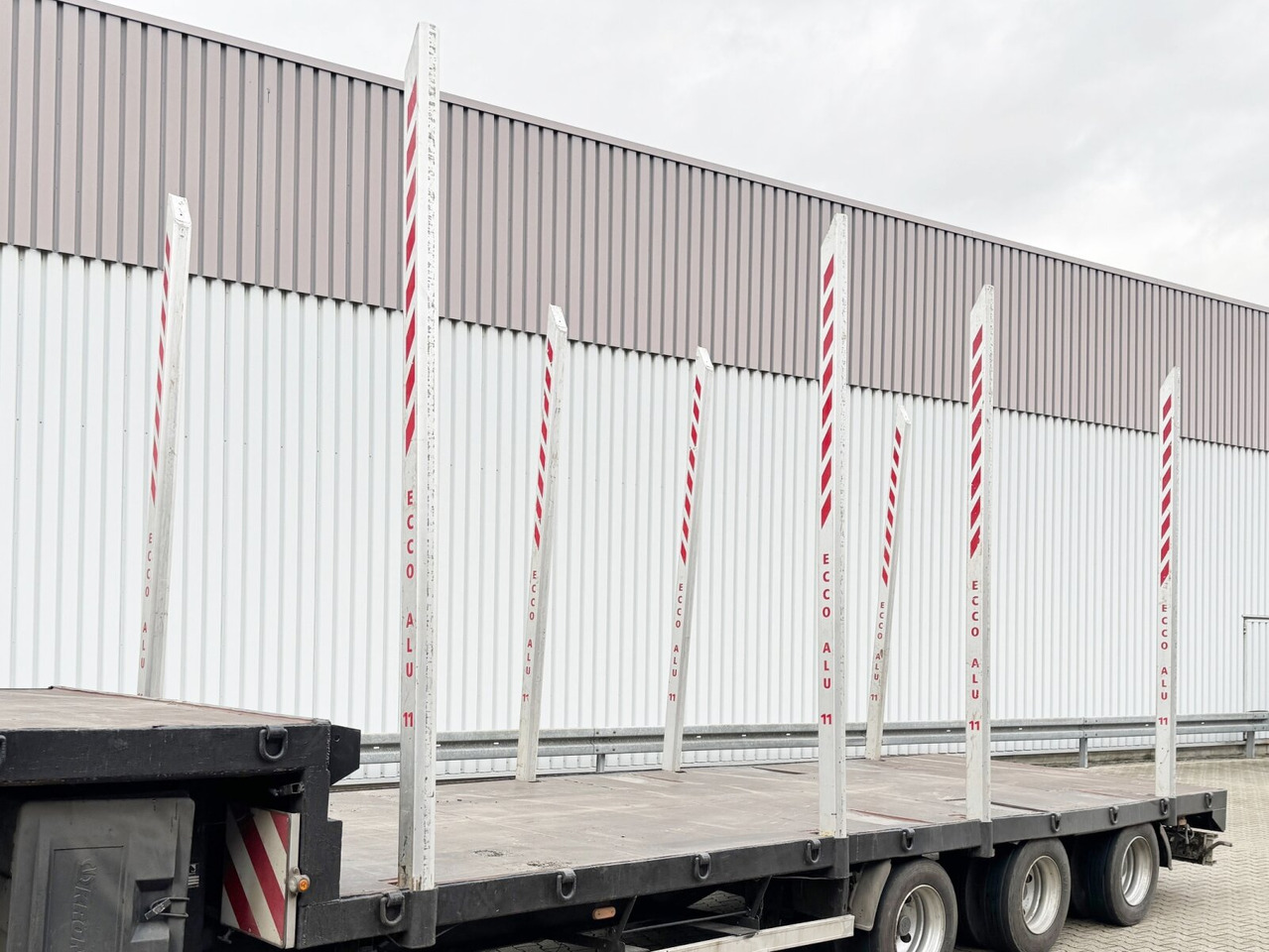 ECCO ALU Schemel/Rungen ECCO ALU Schemel/Rungen, 12x Neuwertig - Лесовоз: фото 3 ECCO ALU Schemel/Rungen ECCO ALU Schemel/Rungen, 12x Neuwertig - Лесовоз: фото 3