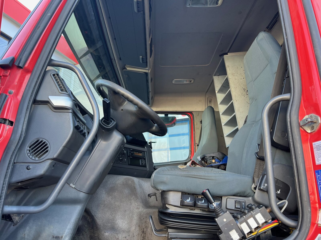 FM 460 8x2-6 FM 460 8x2-6, Lenk-/Liftachse, Kran HMF 2020-K4, Funk - Крюковой мультилифт, Автоманипулятор: фото 5 FM 460 8x2-6 FM 460 8x2-6, Lenk-/Liftachse, Kran HMF 2020-K4, Funk - Крюковой мультилифт, Автоманипулятор: фото 5