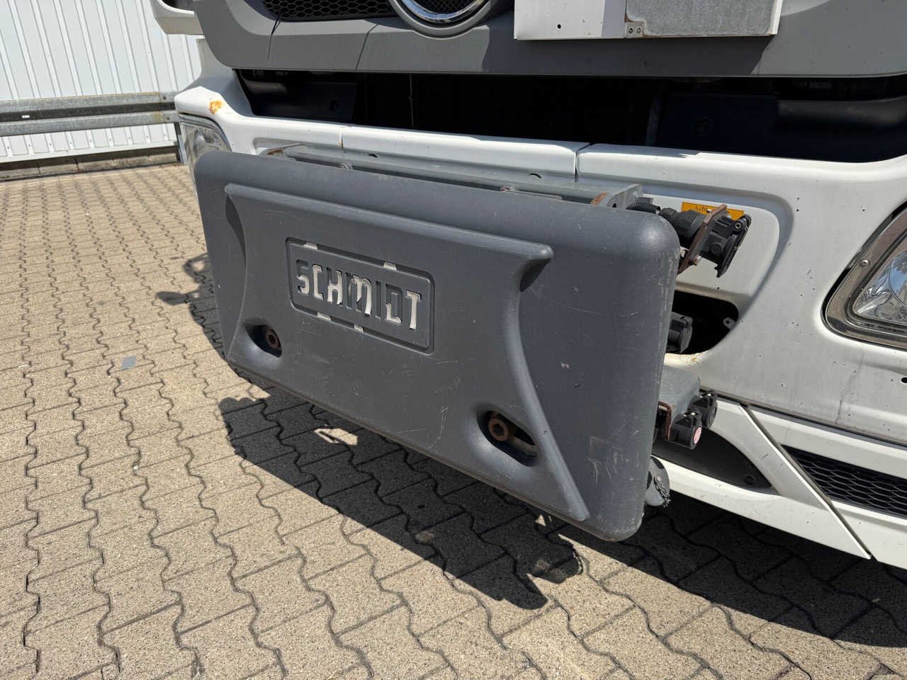 Грузовик Mercedes-Benz Actros 2541 L 6x2 Actros 2541 L 6x2, Müller Saug-/Spülwagen ca. 12m³, Widi-Platte, Lift-/Lenkachse: фото 9 Грузовик Mercedes-Benz Actros 2541 L 6x2 Actros 2541 L 6x2, Müller Saug-/Spülwagen ca. 12m³, Widi-Platte, Lift-/Lenkachse: фото 9