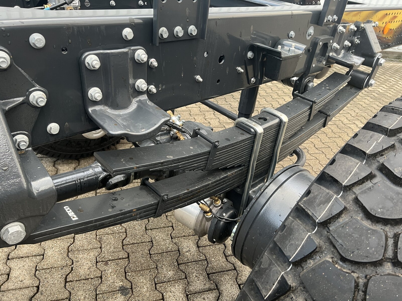 Iveco EuroCargo ML150E24 WS 4x4 EuroCargo ML150E24 WS 4x4, Euro3 - Грузовик-цистерна: фото 5 Iveco EuroCargo ML150E24 WS 4x4 EuroCargo ML150E24 WS 4x4, Euro3 - Грузовик-цистерна: фото 5