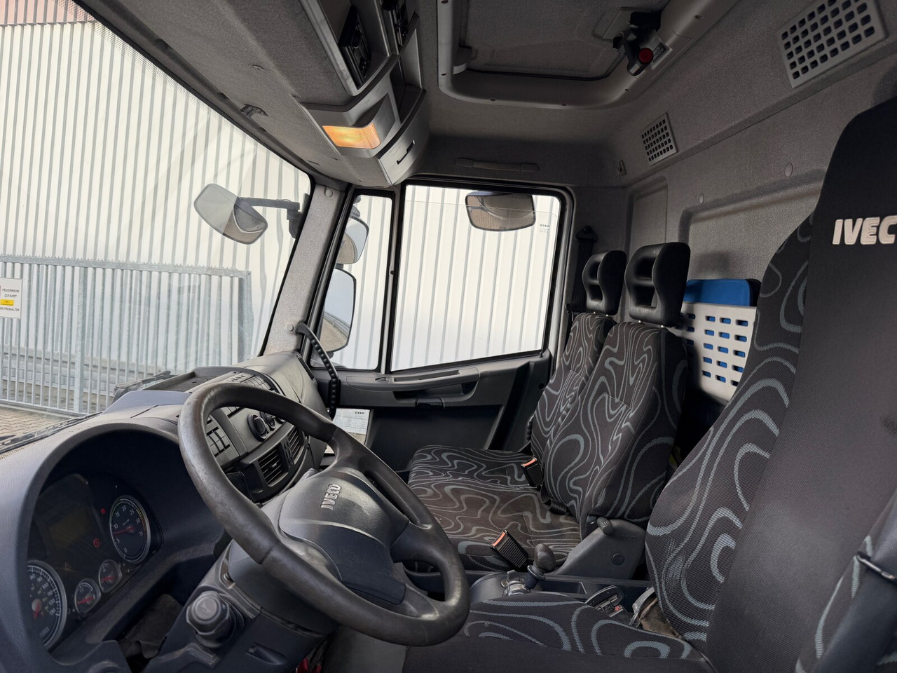 Крюковой мультилифт Iveco EuroCargo ML75E16 4x2 EuroCargo ML75E16 4x2, City-Abroller: фото 15