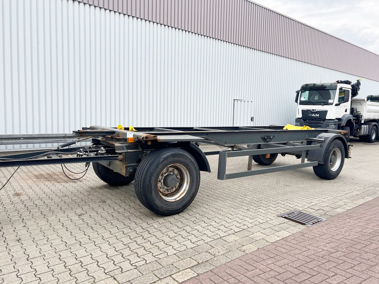 Kögel AWE 18 AWE 18, Ex-Fahrschule - Шасси прицеп: фото 1 Kögel AWE 18 AWE 18, Ex-Fahrschule - Шасси прицеп: фото 1