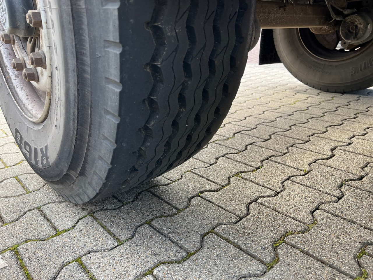 Krone AZP 18 AZP 18 - Прицеп бортовой/ Платформа: фото 4 Krone AZP 18 AZP 18 - Прицеп бортовой/ Платформа: фото 4